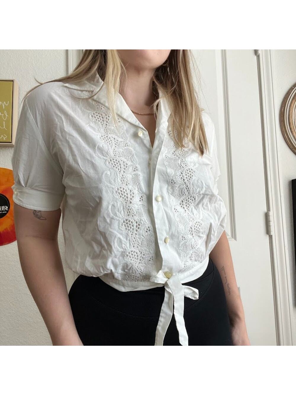 True Vintage 60's Macshore Classics White Lace Detail Tie Front Blouse Sz S